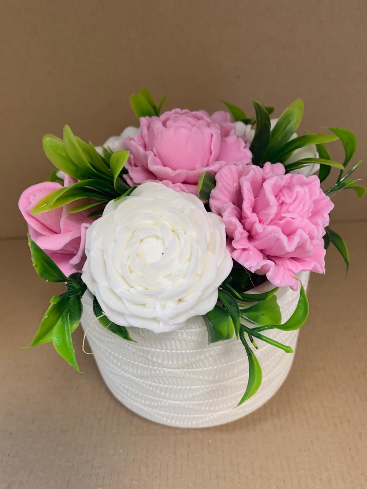 Цветя изработени с глицеринов ароматен сапун