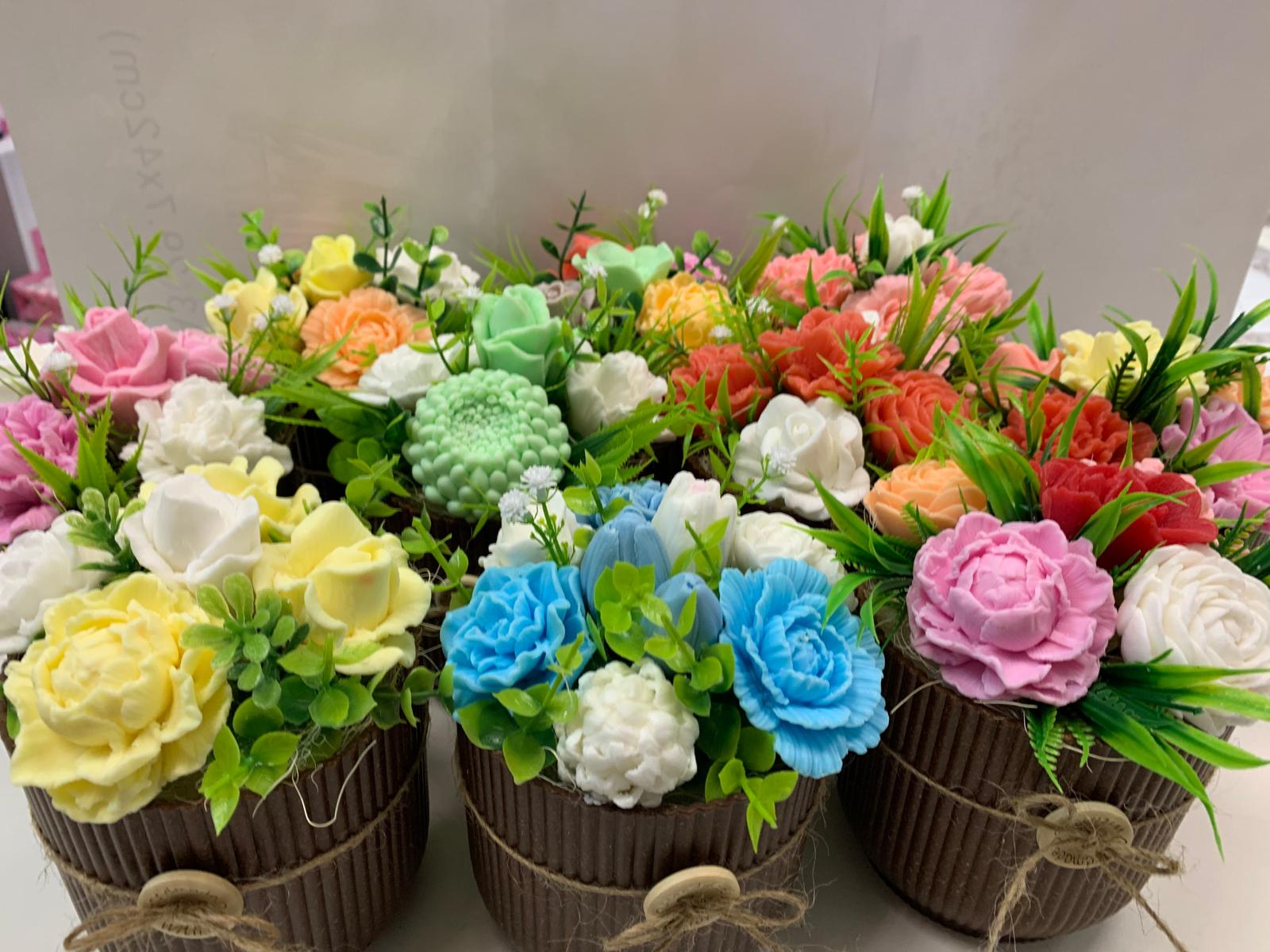 Цветя изработени с глицеринов ароматен сапун