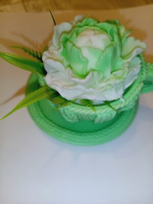 Цветя,чаша, изработени с глицеринов ароматен сапун