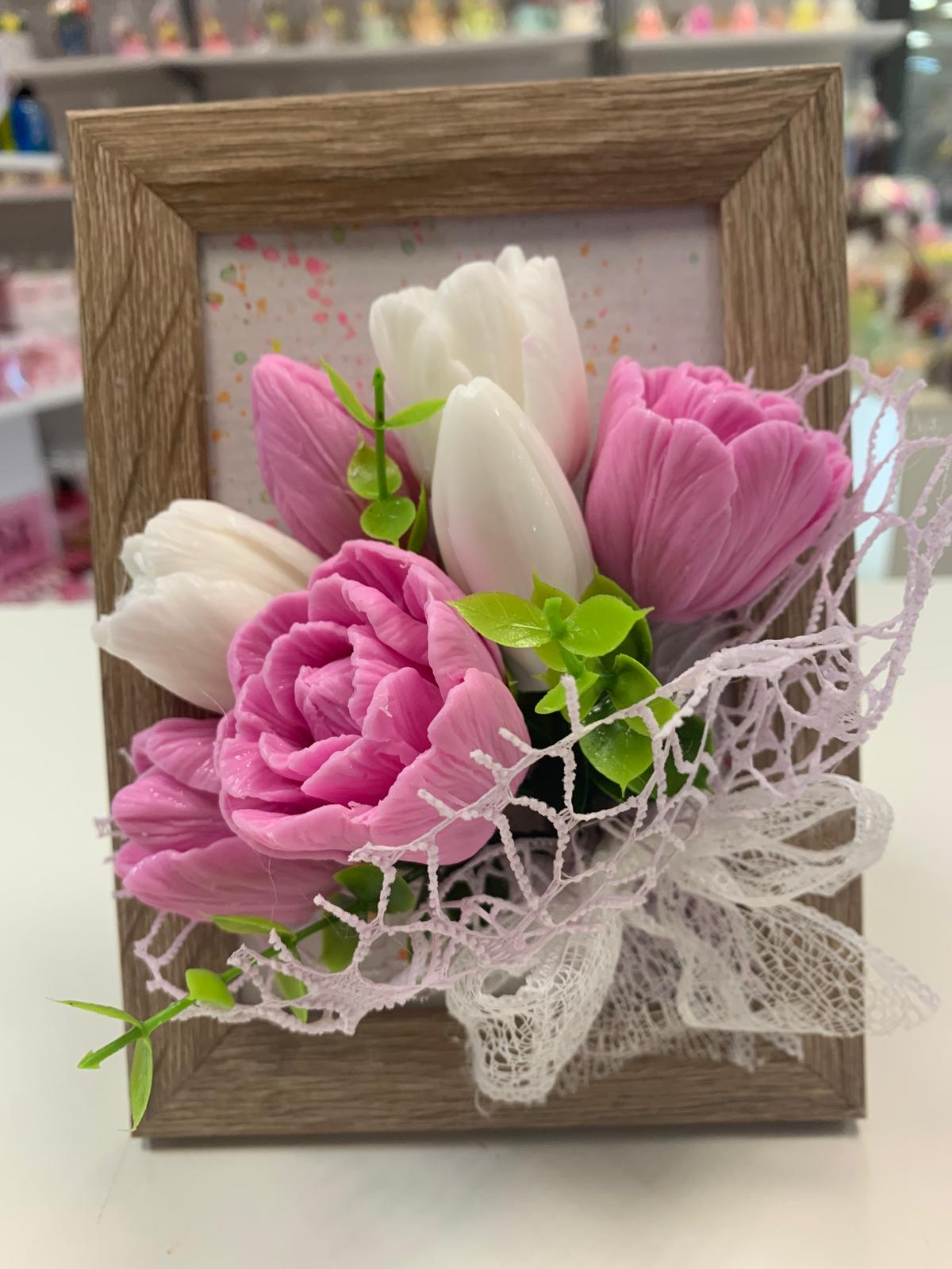 Цветя изработени с глицеринов ароматен сапун